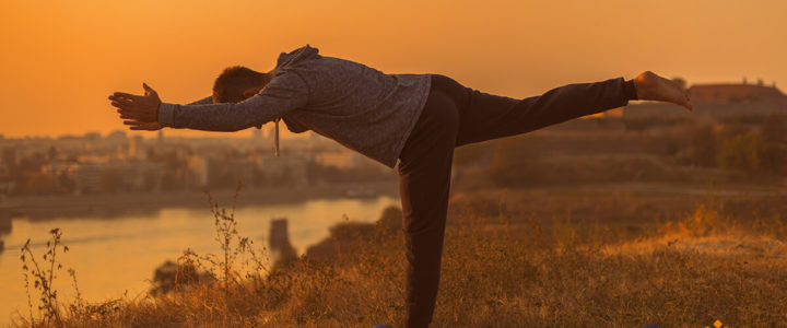 Virabhadrasana III - der Krieger III Virabhadrasana III - der Krieger III
