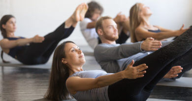 Sieben überzeugende Gründe, warum Yoga gut für Deine Bauchmuskeln ist