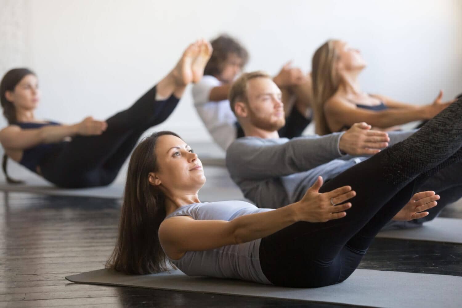 Sieben überzeugende Gründe, warum Yoga gut für Deine Bauchmuskeln ist - yogabox
