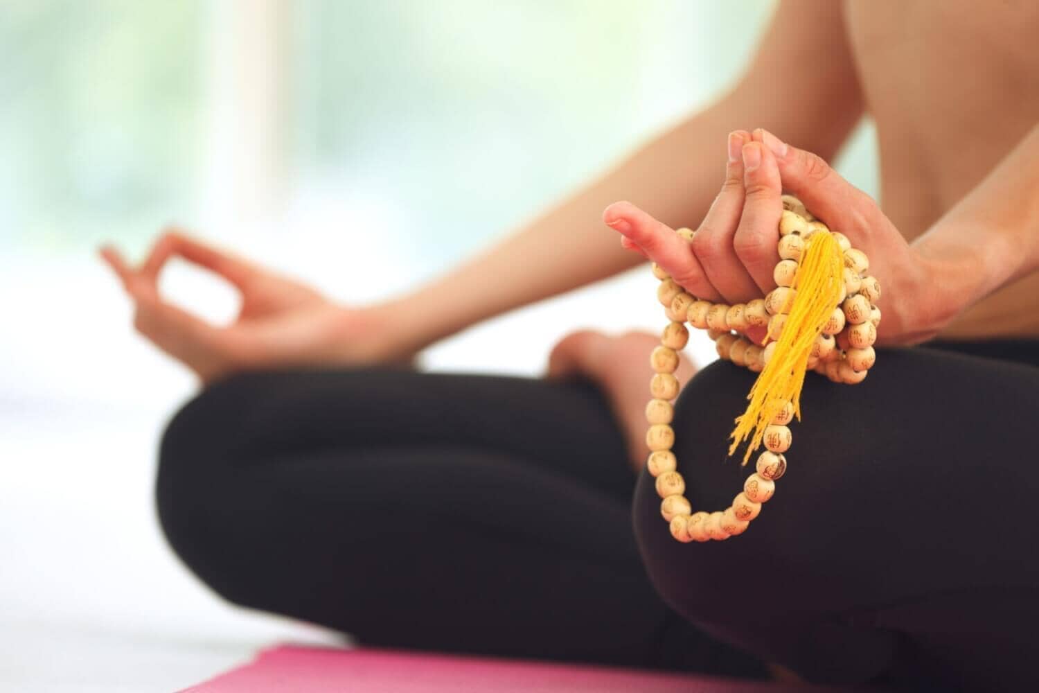 Wie kannst Du Dein persönliches Mantra finden? - yogabox