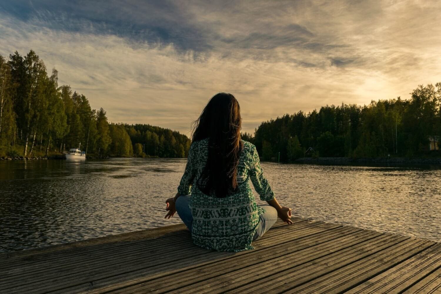 Yoga und Minimalismus: Für mehr Genuss in Deinem Leben