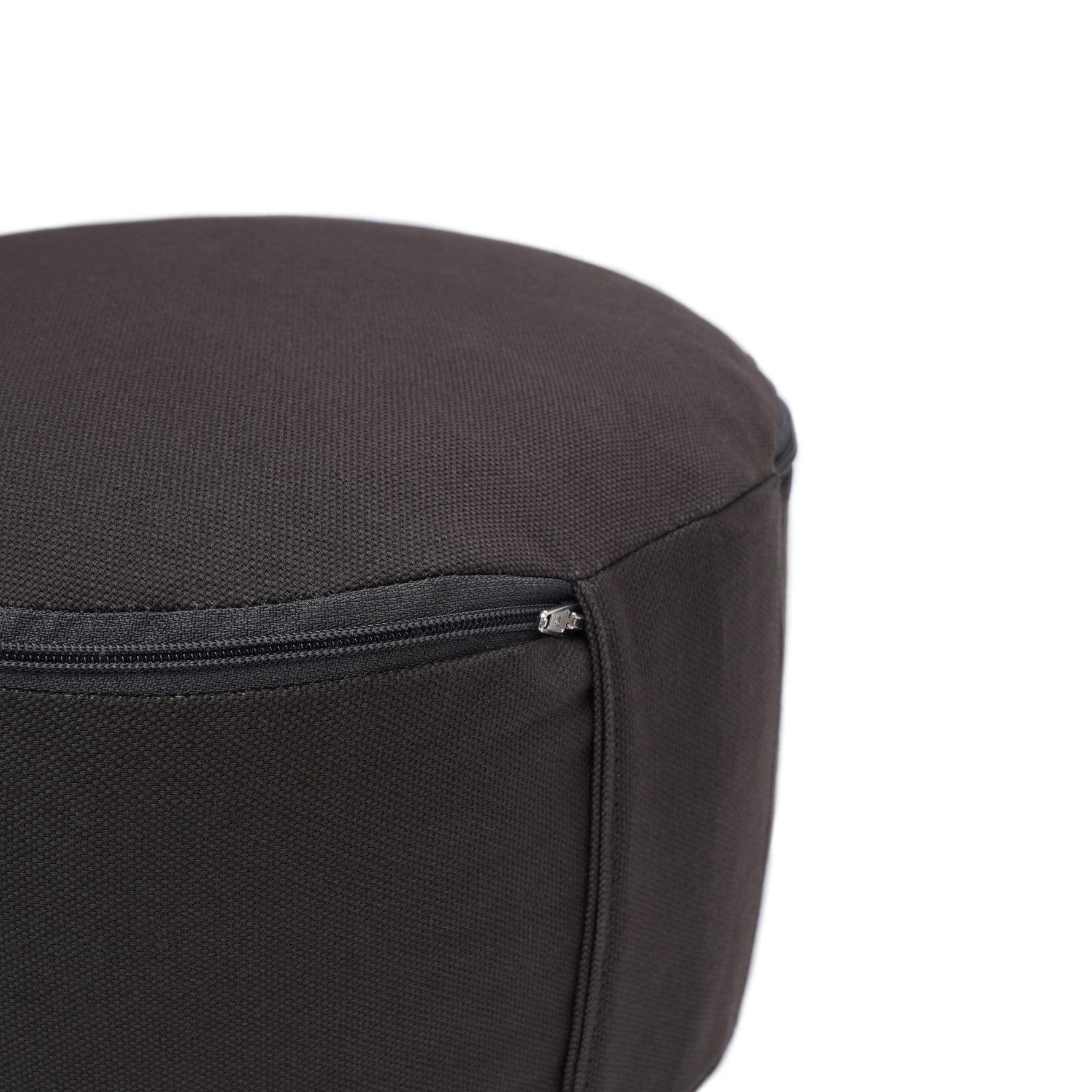 Yogakissen Glückssitz® Basic small D - regional hergestellt anthrazit 26 x 26 x 14 cm Buchweizenschalen
